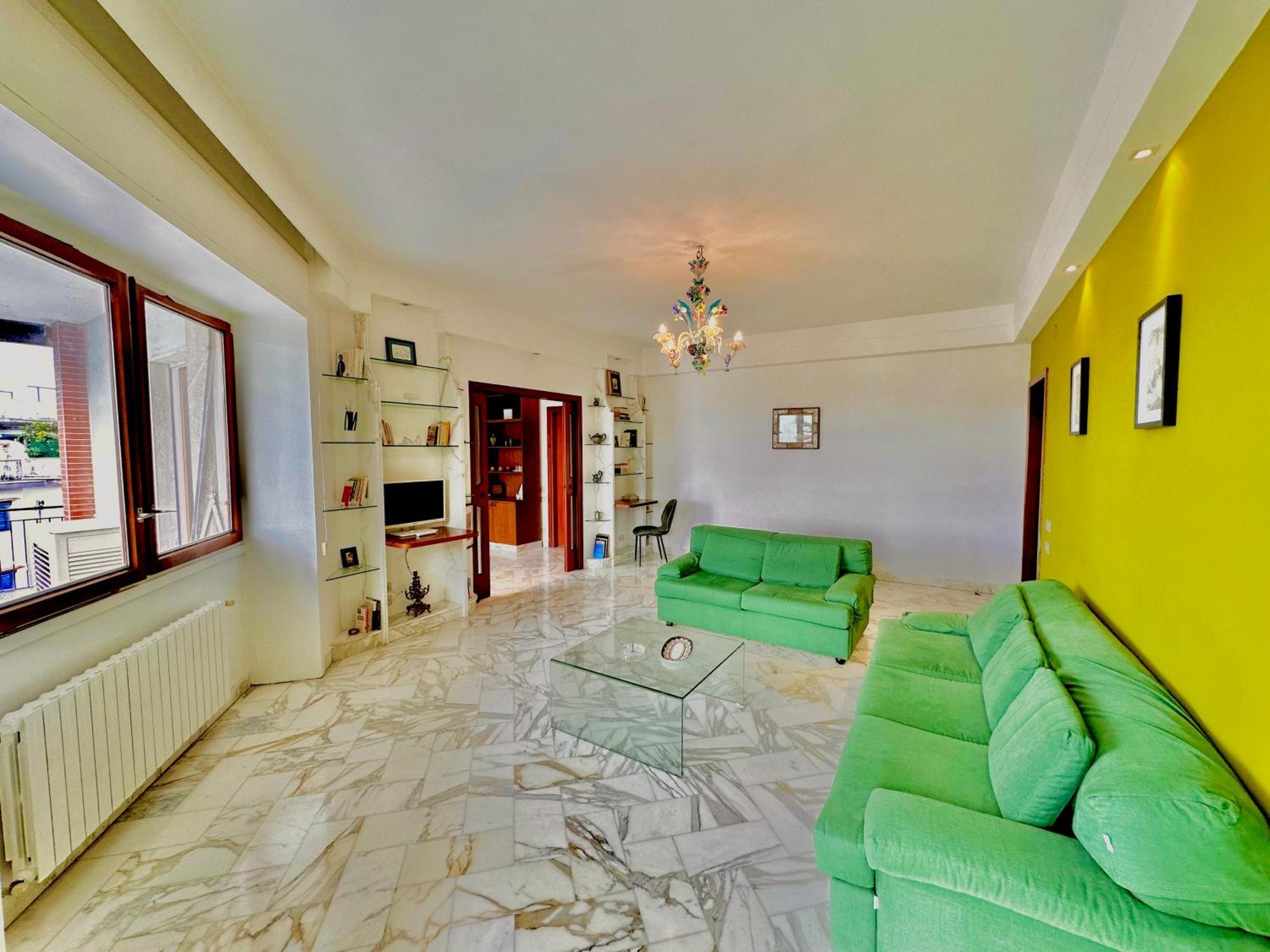 Roof And Sky Sorrento Center Suite Exterior foto